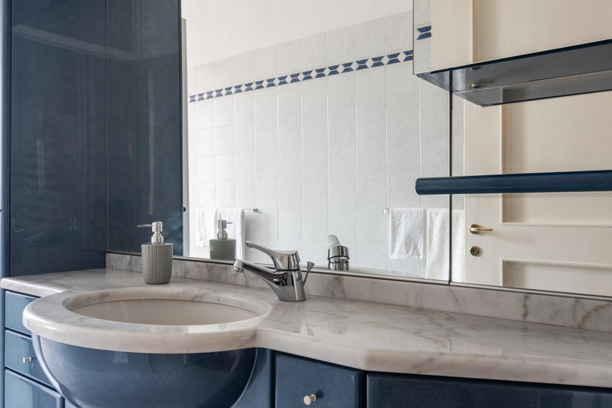 Ferienwohnung Il Bilocale Con Terrazzo Dei Marchesi Mailand Exterior foto